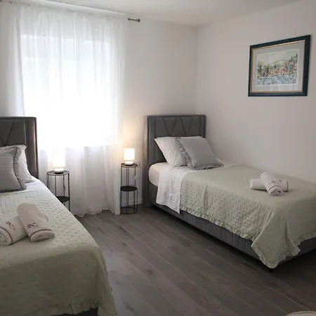 Apartment Marika Old Town *